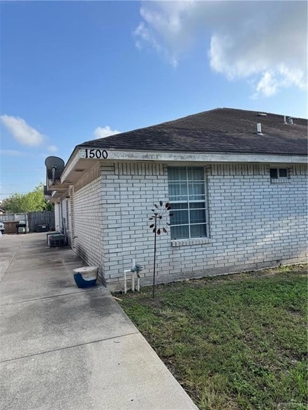 property at 1500 W Prosperity Dr
