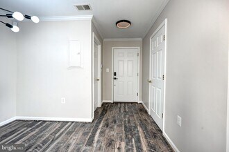 1001 Gaither Rd, Unit I in Rockville, MD - Building Photo - Building Photo
