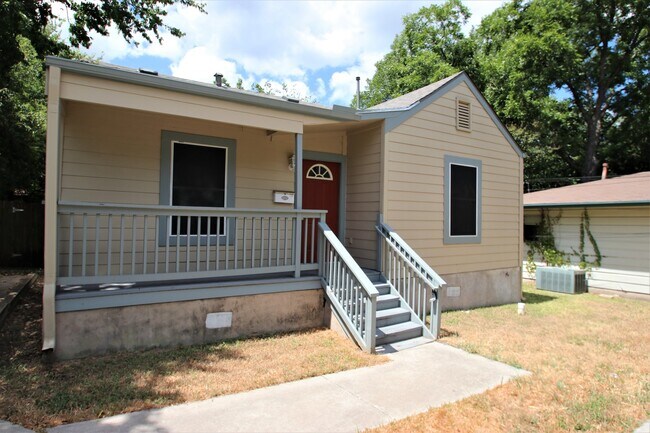 101 Franklin Blvd in Austin, TX - Building Photo - Building Photo
