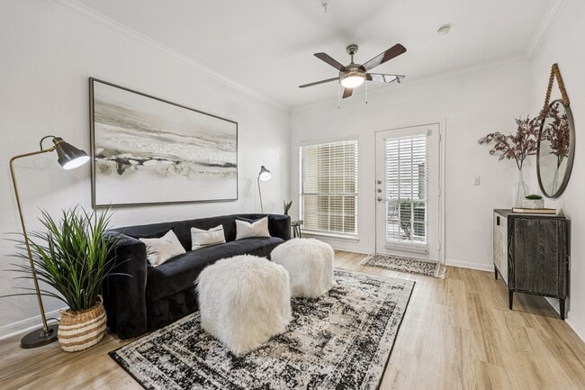 NEO at Midtown in Dallas, TX - Building Photo - Building Photo