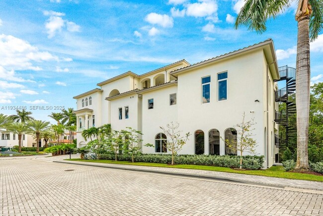 3912 Island Estates Dr in Aventura, FL - Building Photo - Building Photo