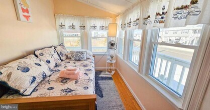 1022 S Green St in Tuckerton, NJ - Building Photo - Building Photo