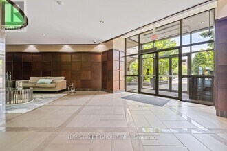 2480 Prince Michael Drive in Oakville, ON - Building Photo - Building Photo