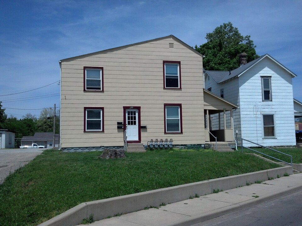 222 Dr Martin Luther King Jr Blvd, Unit #3 in Anderson, IN - Foto de edificio