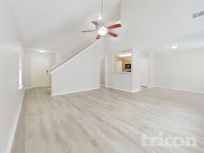 6638 Windy River Ln in Katy, TX - Foto de edificio - Building Photo