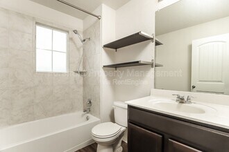 2935 Thackery Groove in San Antonio, TX - Building Photo - Building Photo