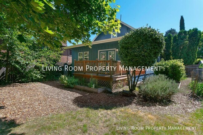 6429 N Delaware Ave in Portland, OR - Building Photo - Building Photo