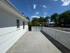 236 Broadway in Clark, NJ - Building Photo - Building Photo