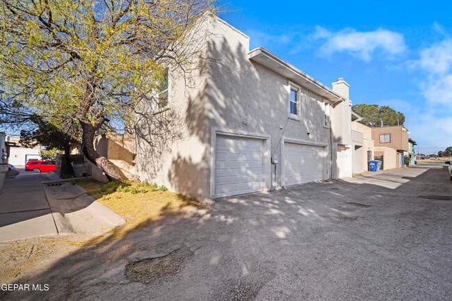 property at 10628 Springwood Dr