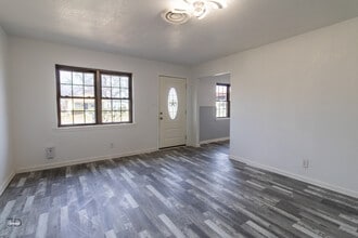 1509 Blonde St in Wichita Falls, TX - Building Photo - Building Photo