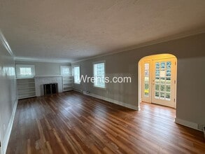 3410 N Columbia Cir in Spokane, WA - Building Photo - Building Photo