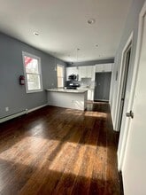 705 8th St in Union City, NJ - Building Photo - Building Photo