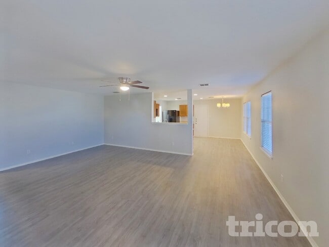 10300 Animas Ct in Fort Worth, TX - Foto de edificio - Building Photo