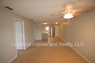 117 Leelon Rd in Lakeland, FL - Building Photo - Building Photo