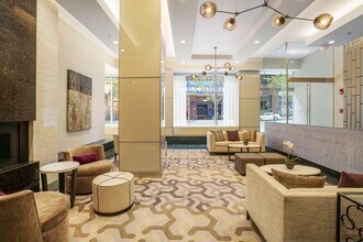 1 Charles St S, Unit 16G in Boston, MA - Building Photo - Building Photo