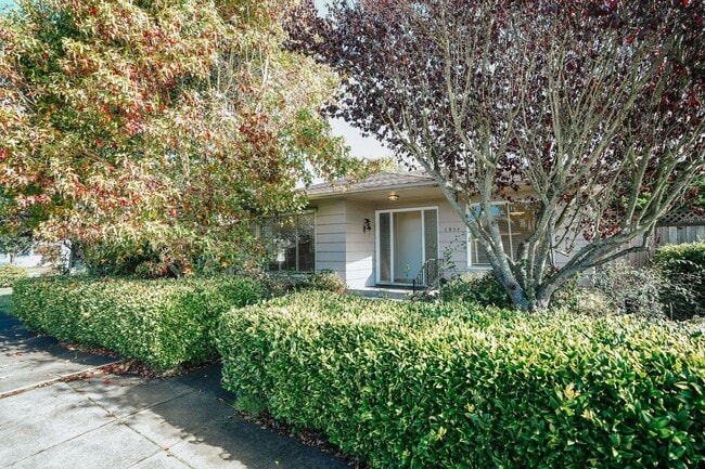1911 H St in Eureka, CA - Building Photo - Building Photo