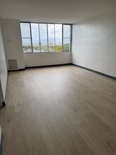 3045 Ala Napuaa Pl in Honolulu, HI - Foto de edificio - Building Photo