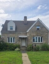73 Wilson St in Stamford, CT - Building Photo