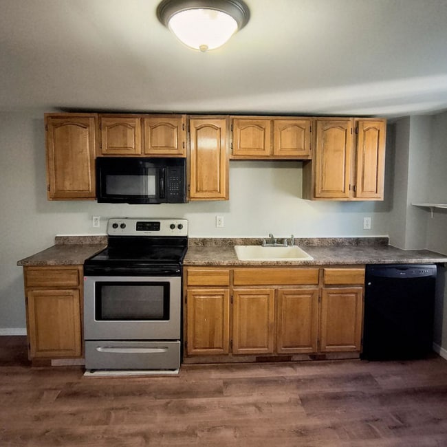 37-41 Mason Ave in North Attleborough, MA - Building Photo - Building Photo