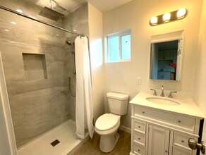 3560 Sydney Pl in San Diego, CA - Building Photo - Building Photo