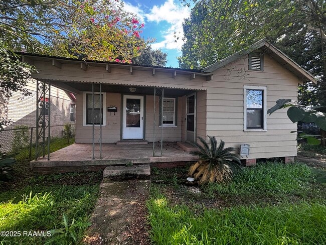 property at 136 Tissington St