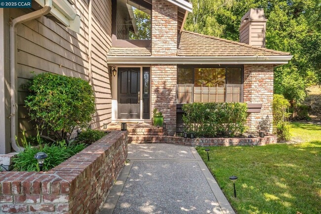 3057 Deer Meadow Dr in Danville, CA - Building Photo - Building Photo