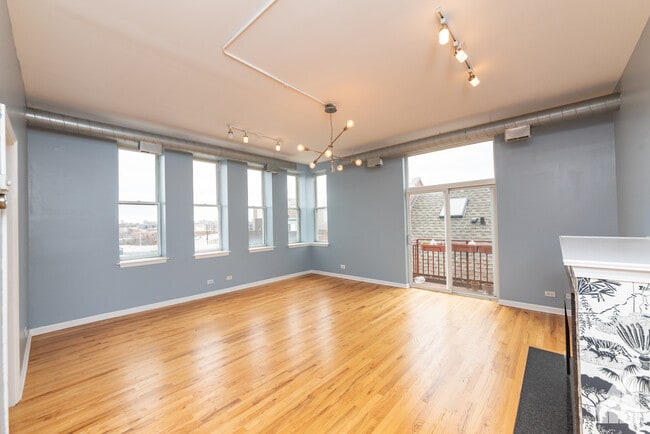 property at 2356 N Elston Ct