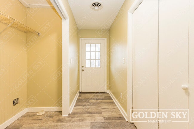 2109 S Hoyt Ave in Muncie, IN - Building Photo - Building Photo