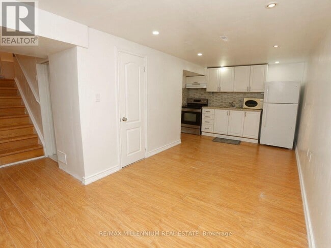 6482 Chaumont Crescent in Mississauga, ON - Building Photo - Building Photo