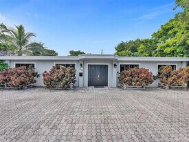2500 NE 19th St in Pompano Beach, FL - Building Photo