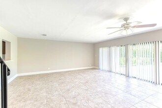660 Coventry St in Boca Raton, FL - Building Photo - Building Photo