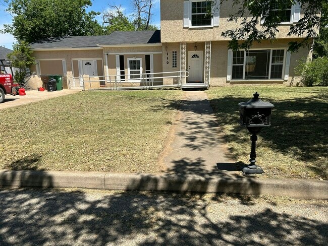 110 Churchill Blvd in San Angelo, TX - Building Photo - Building Photo