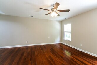 5124 Stone Park Dr in Charlotte, NC - Building Photo - Building Photo