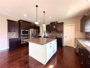 3379 Ridgestone Way in Woodbury, MN - Building Photo - Building Photo