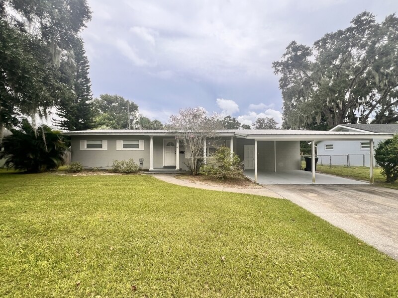 526 Baxter St in Orlando, FL - Building Photo