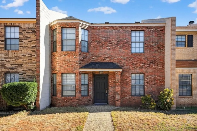 property at 3220 Preston Dr