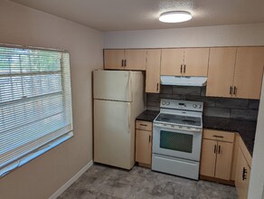 4512 E 10th Ave in Tampa, FL - Building Photo - Building Photo