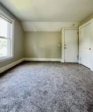707 McCourtie St in Kalamazoo, MI - Building Photo - Building Photo