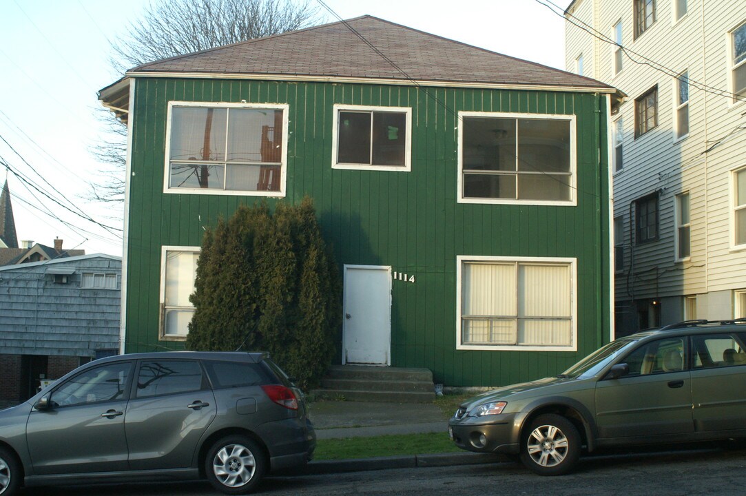 1114 E Olive St in Seattle, WA - Foto de edificio