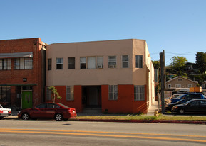 114 Glendale Blvd Apartments