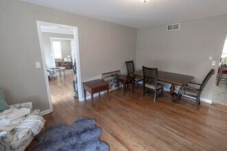 103 N Garth Ave in Columbia, MO - Building Photo - Building Photo