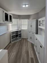 6501 SE 55th St, Unit Remodeled Mobile Home in Okeechobee, FL - Foto de edificio - Building Photo