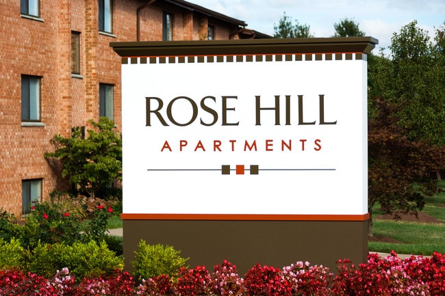 Rose Hill Apartments in Alexandria, VA - Foto de edificio - Building Photo