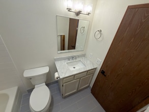 251 McCarrey St in Anchorage, AK - Building Photo - Building Photo