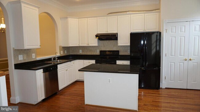 405 Main St in Gaithersburg, MD - Building Photo - Building Photo
