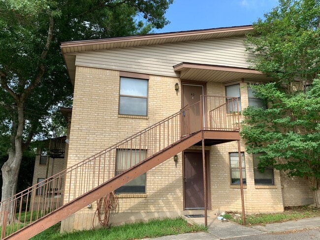 property at 40 Royal Crest