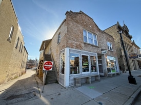 201 E Mill St, Unit 3 in Plymouth, WI - Building Photo