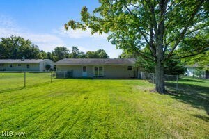 13015 Caves Rd in Chesterland, OH - Building Photo - Building Photo