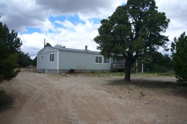 2542 S 9100 W in Cedar City, UT - Building Photo - Building Photo
