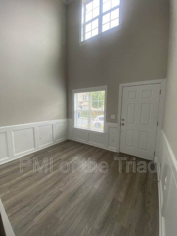 property at 832 Silver Leaf Dr